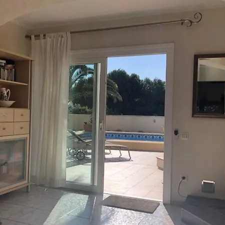 Apartment Casa Sobre El Mar, A Beautiful Oasis 1000m From Beach