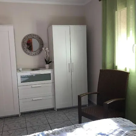 Apartment Casa Sobre El Mar, A Beautiful Oasis 1000m From Beach *